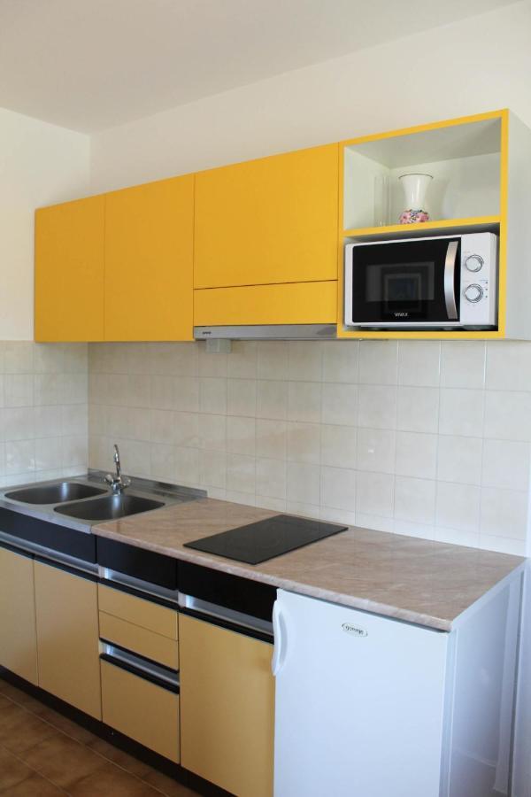Apartment Dekovic Porec Exterior photo