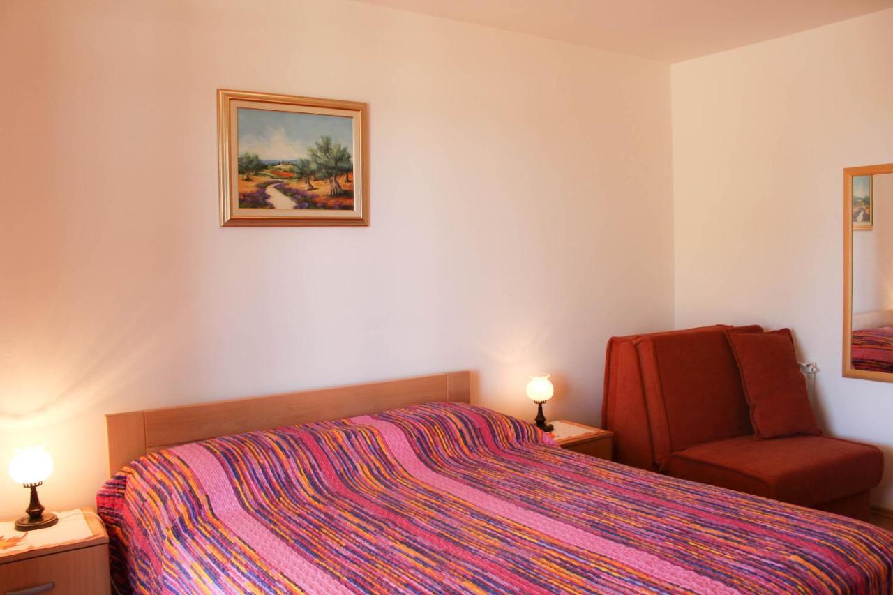 Apartment Dekovic Porec Exterior photo