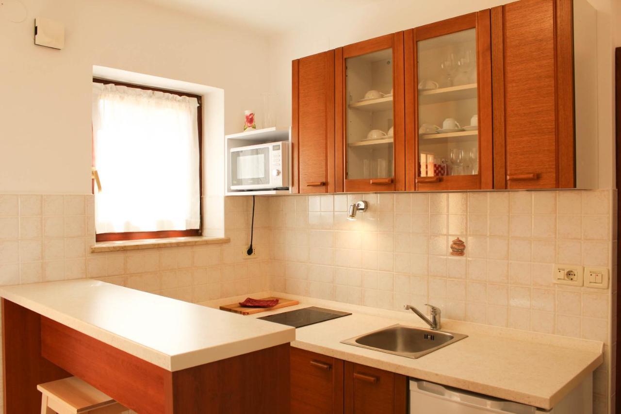 Apartment Dekovic Porec Exterior photo